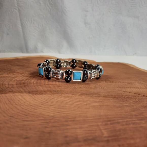 Magnetic Stretch Bracelet Silver Tone, Hematite,‎ Teal Cabochons - Picture 2 of 7